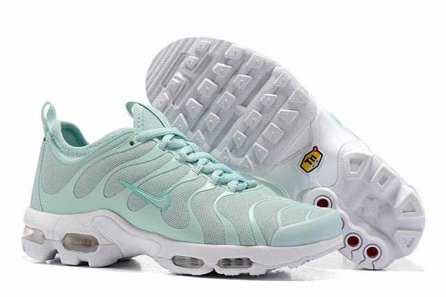 chaussure nike tn pas cher chaussure nike tn pas cher